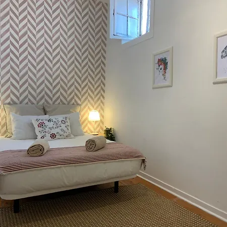 As A Local! Santos Historical Iv Guest house Lisbon