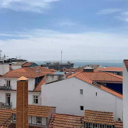 As A Local! Santos Historical Iv Lisbon